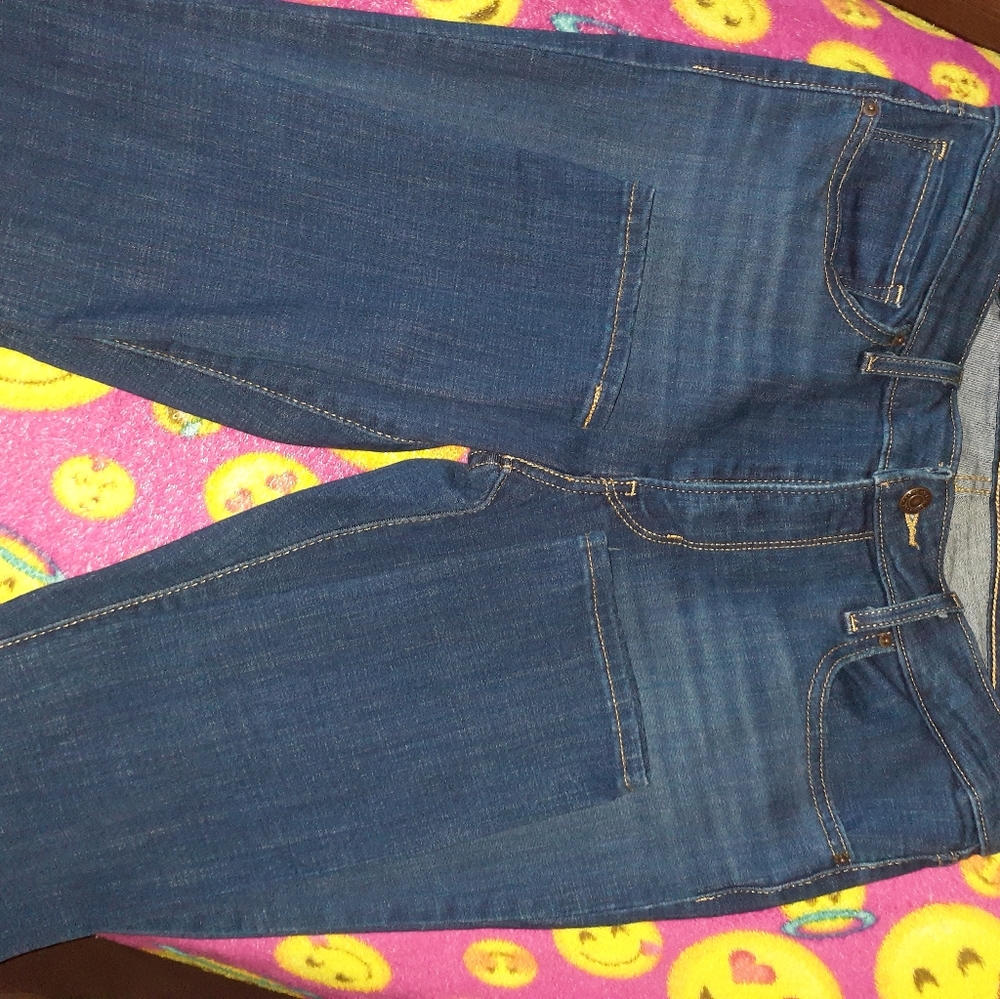 Levis - Picture 7 of 7